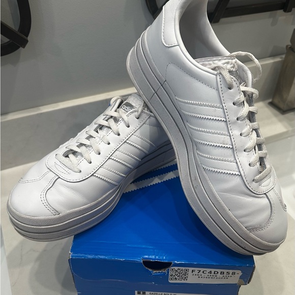 Adidas Women's Gazelle Bold Platform White Sneakers - Picture 1 of 5